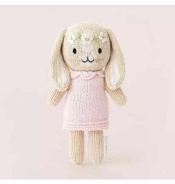 Tiny Hannah the bunny (blush)